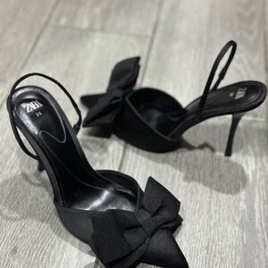 Zara Women's Black Heels with Bow Accent